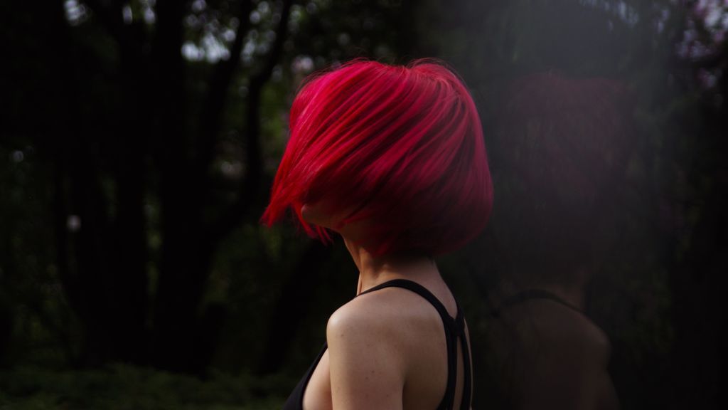 El cabello teñido requiere sus propios cuidados: déjate mimar gracias a las ventajas del agua micelar El cabello teñido requiere sus propios cuidados: déjate mimar gracias a las ventajas del agua micelar