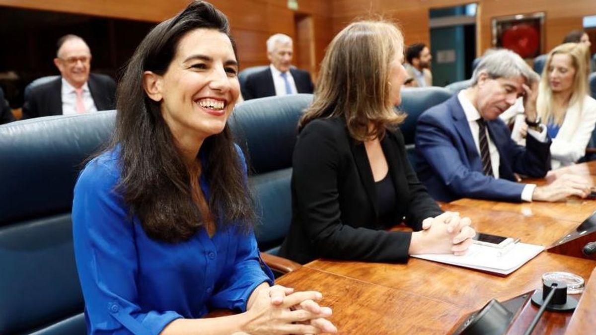 Vox renuncia a sus líneas rojas y desbloquea el acuerdo de Gobierno en Madrid Vox renuncia a sus líneas rojas y desbloquea el acuerdo de Gobierno en Madrid
