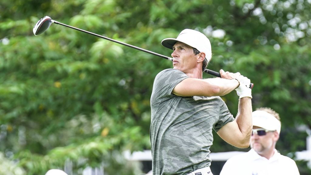 Detienen al golfista Thorbjorn Olesen tras presuntamente abusar sexualmente de una pasajera dentro de un avión Detienen al golfista Thorbjorn Olesen tras presuntamente abusar sexualmente de una pasajera dentro de un avión