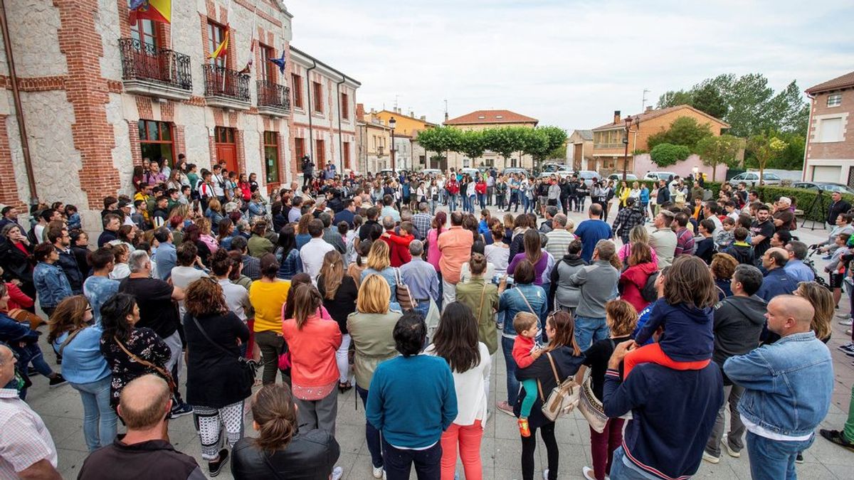 "Estable dentro de la gravedad", el hijo del matrimonio de Burgos herido por su padre tras matar a su madre