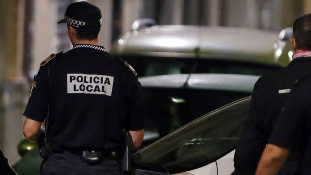 Hallan el cadáver en descomposición de un octogenario que llevaba días muerto en su casa en Ferrol Hallan el cadáver en descomposición de un octogenario que llevaba días muerto en su casa en Ferrol