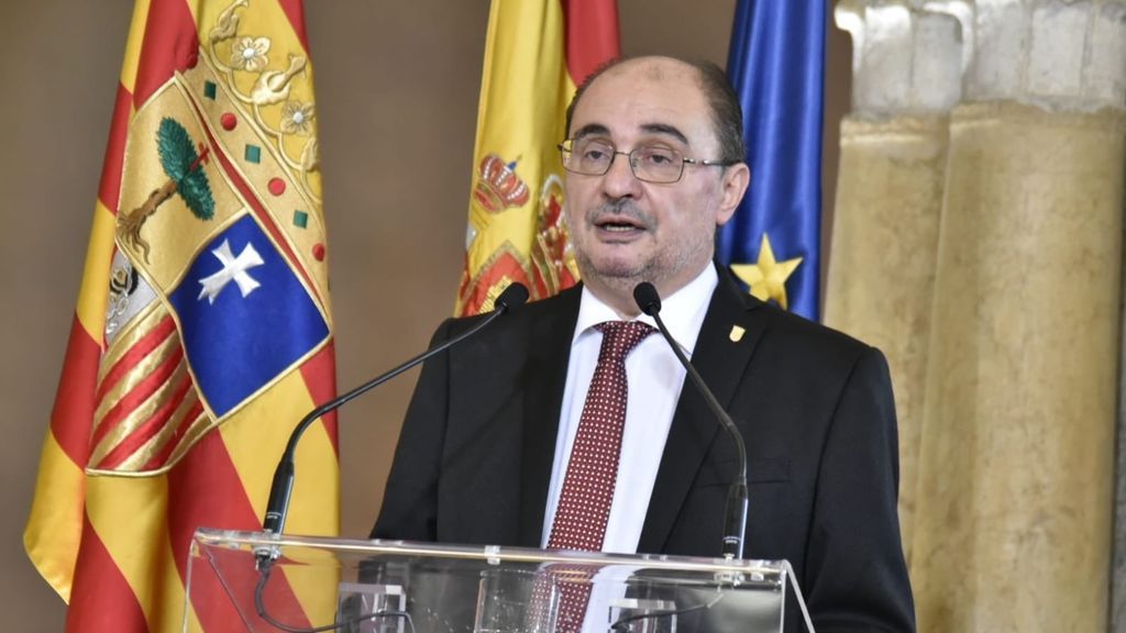 El socialista Lambán investido presidente de Aragón con un gobierno cuatripartito "de ideologías diversas"