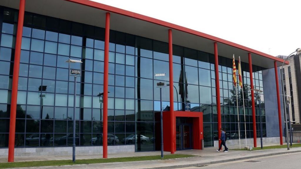 Un hombre detenido por agredir a su expareja embarazada delante de su hijo en Lleida Un hombre detenido por agredir a su expareja embarazada delante de su hijo en Lleida