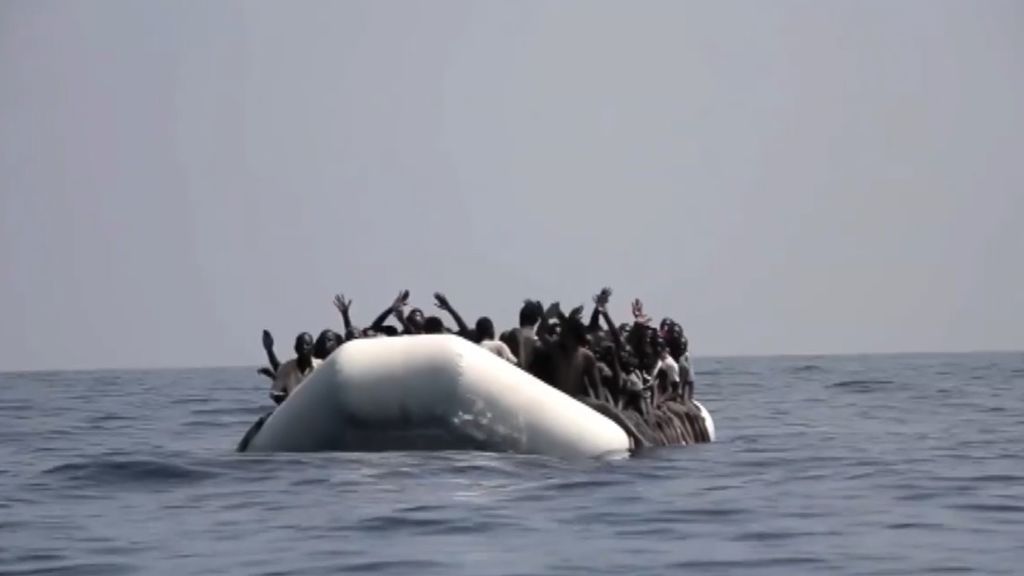 Angustia en el Mediterráneo: el barco Alán Kurdi ha atracado en un puerto seguro mientras el Open Arms sigue a la espera