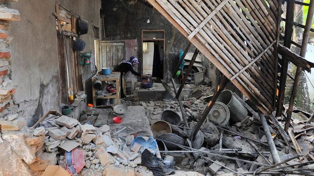 Ascienden a seis los muertos por el terremoto del viernes en Indonesia