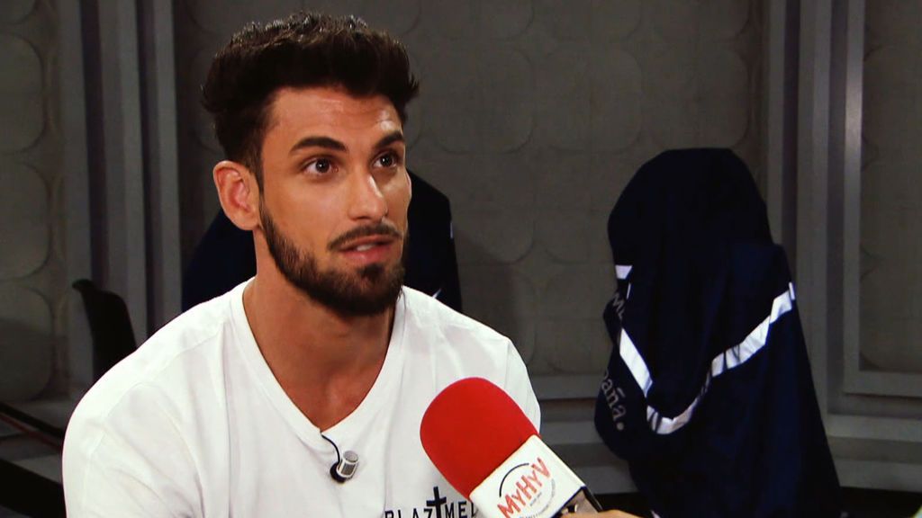 Aitor destapa ‘la otra cara’ de Álex fuera de cámara Aitor destapa ‘la otra cara’ de Álex fuera de cámara