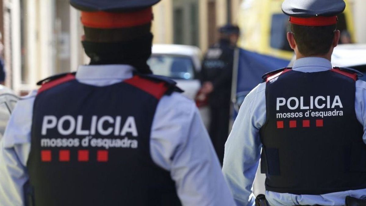 Los Mossos investigan el presunto homicidio de una mujer en L'Hospitalet de Llobregat
