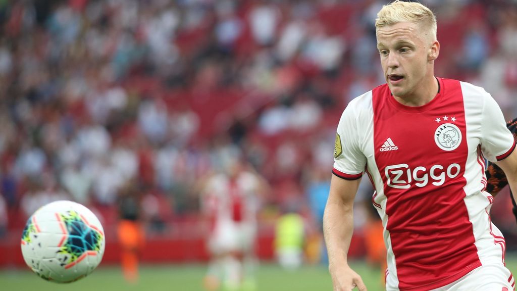 El obstáculo que pone el Ajax para que el Madrid fiche a Van de Beek esta semana