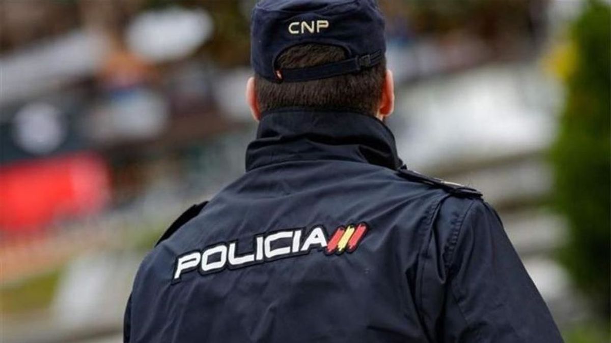 La Policía Nacional detiene a un varón por  presuntamente abusar de una masajista que logró huir