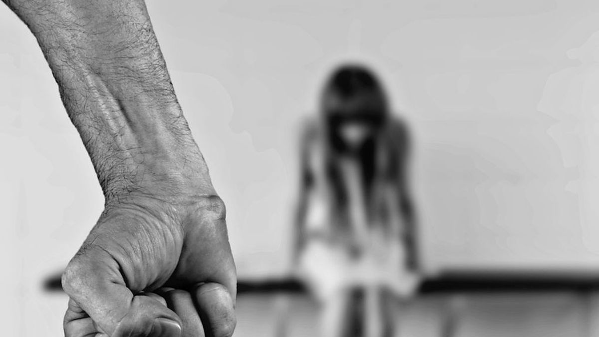 Prisión provisional para un hombre por violar a su hijastra de doce años durante meses