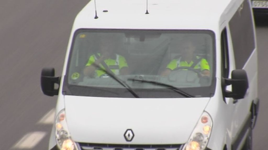 La DGT vigila las imprudencias al volante desde sus nuevas furgonetas camufladas