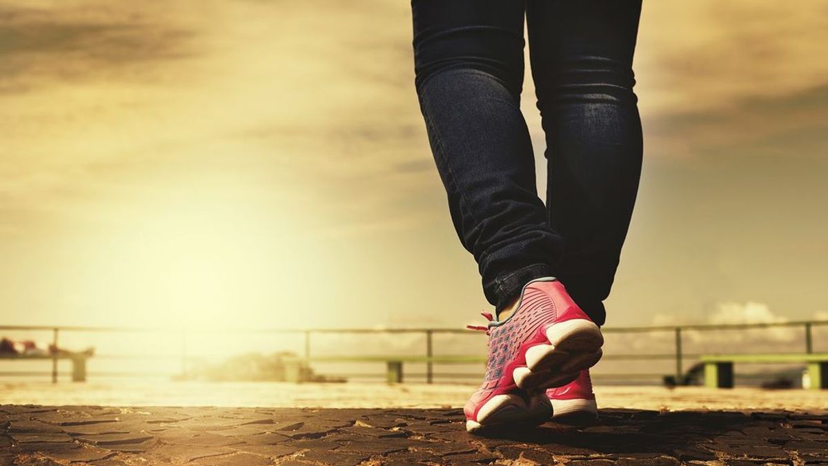 Descubre los beneficios de caminar 10.000 pasos al día