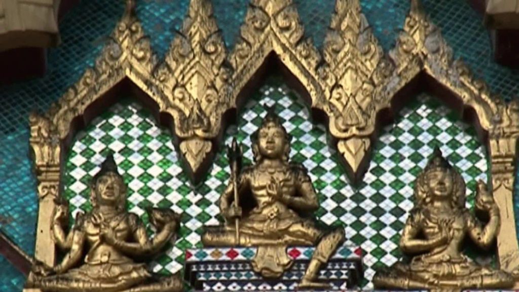 Secretos por descubrir en Bangkok, Ámsterdam y el show de Puy Du Fou España