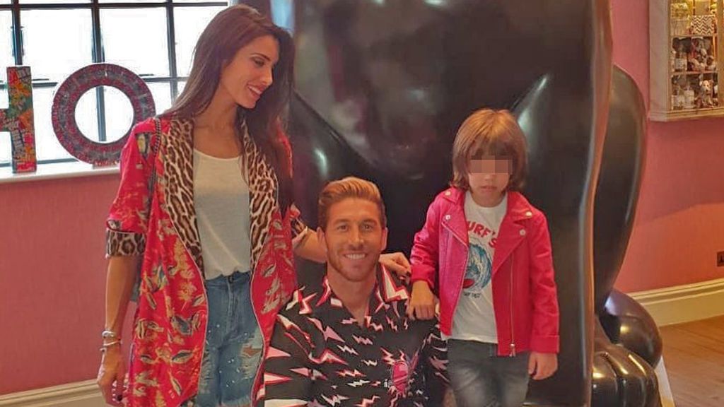 Sergio, el hijo de Pilar Rubio y Sergio Ramos, muestra su habilidad comiendo con palillos: "No se puede tener más arte"