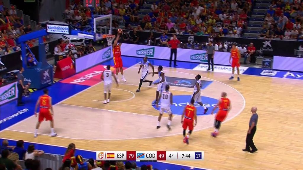 El alley oop de Quino Colom para el enésimo mate de Willy Hernángomez