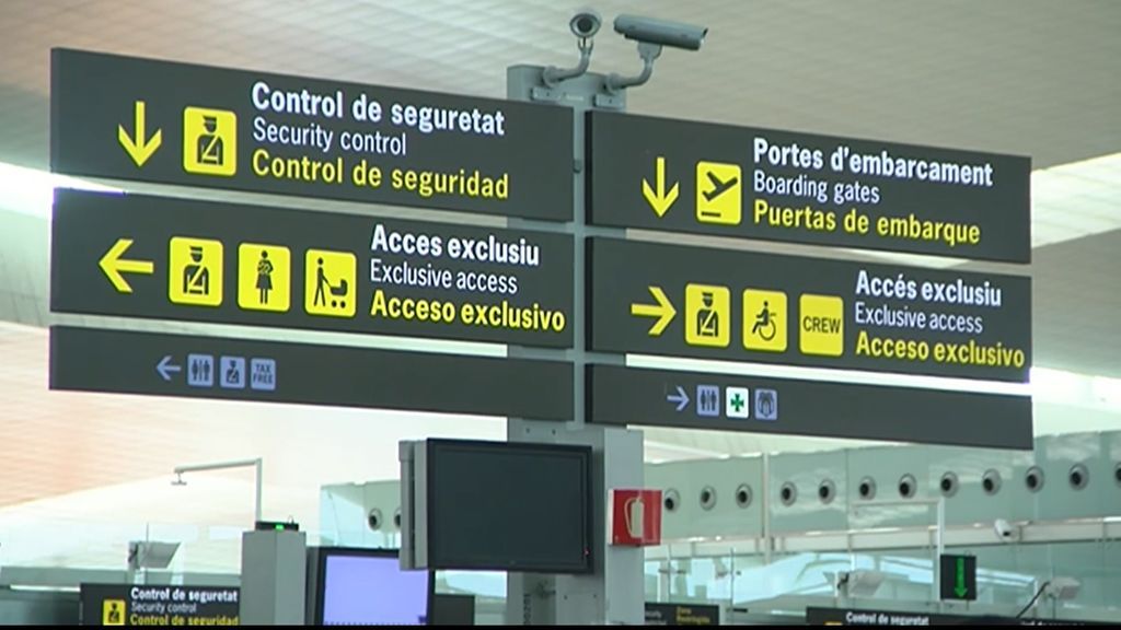 Normalidad en el segundo día de huelga de los vigilantes de seguridad en el aeropuerto de El Prat, Barcelona