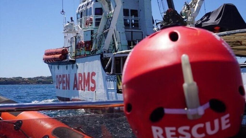 El 'Open Arms' rescata a 39 personas más en el Mediterráneo