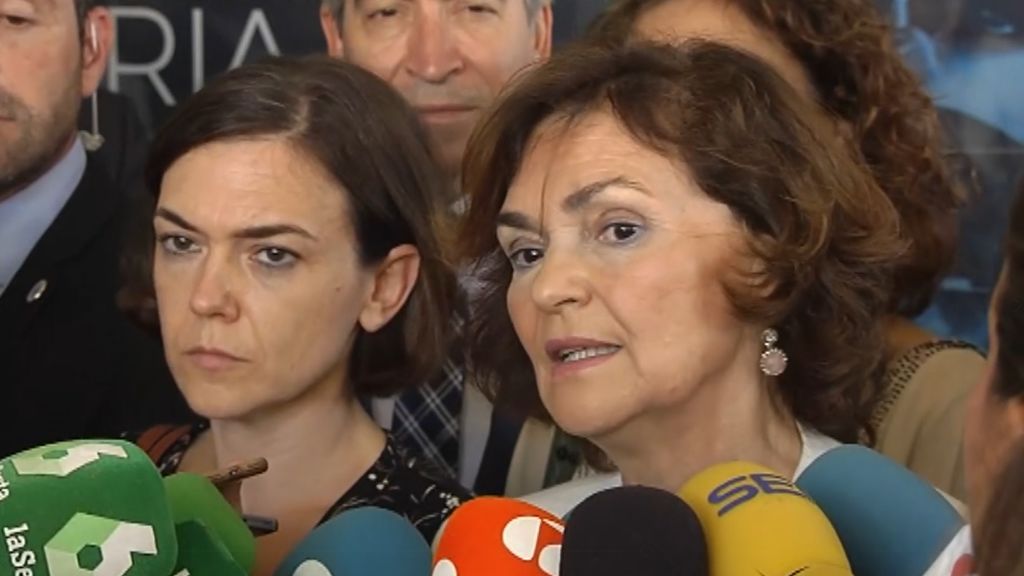 Carmen Calvo: "Cualquier democracia en Europa en esta situación ya tendría gobierno"