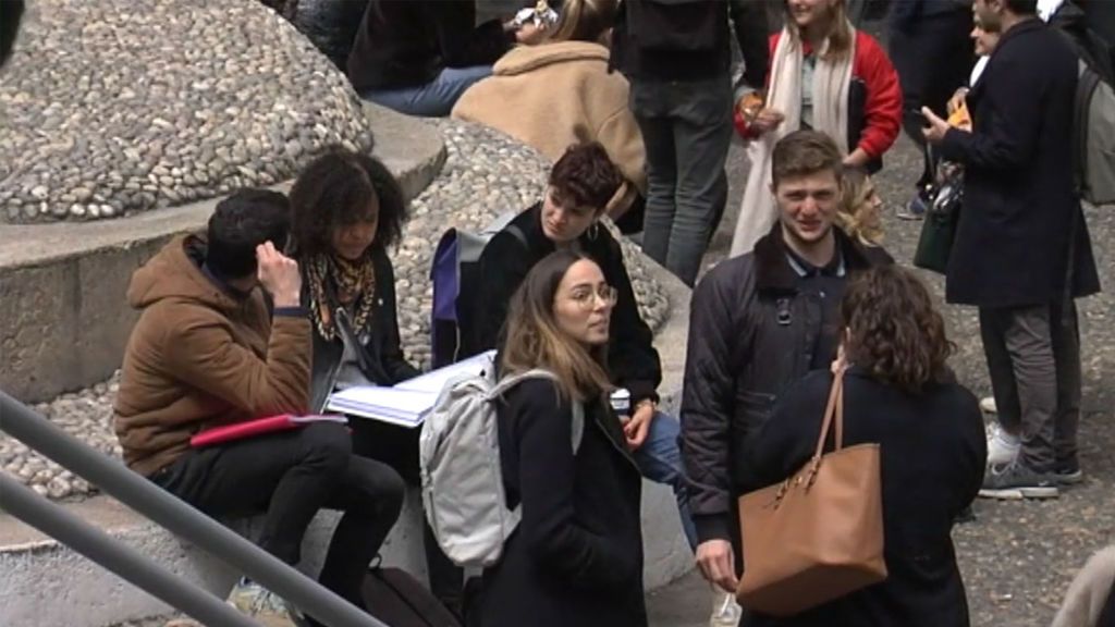 Los jóvenes celebran su día internacional preocupados por el paro, la precariedad y la educación