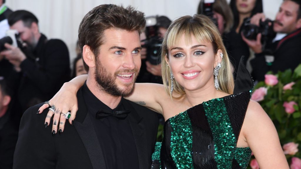 Miley Cyrus y Liam Hemsworth se separan ocho meses después de su boda: repasamos su historia de amor