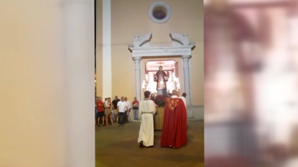 San Lorenzo mártir acaba por los suelos en la procesión de Masalfasar (Valencia)