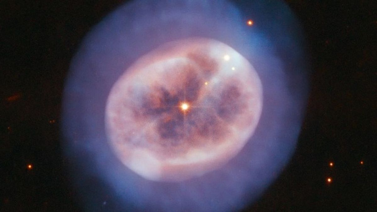 Un enorme grano de café: el telescopio Hubble logra captar una nebulosa planetaria