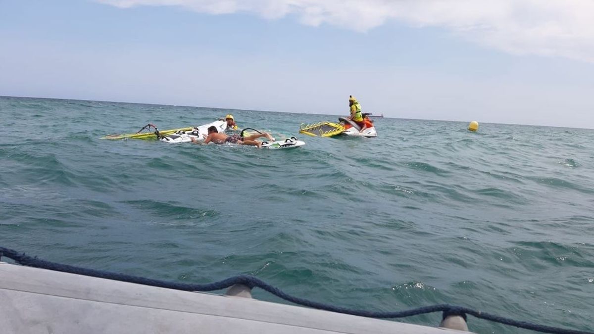 Fallece ahogado un hombre junto al espigón del Meliá en la playa del Postiguet de Alicante