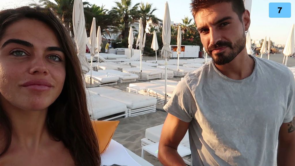 Violeta pasa un finde romántico con Fabio en Ibiza y acaba en celos: "Me lo van a robar" (1/2)