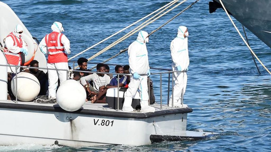 Open Arms anuncia el desembarco de 27 menores no acompañados tras recibir permiso de las autoridades italianas