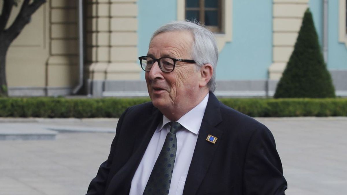 Juncker finaliza repentinamente sus vacaciones para ser intervenido de urgencia en Luxemburgo
