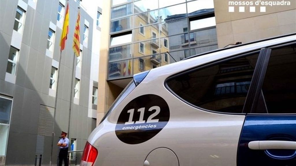 Ingresado en el hospital un turista alemán agredido en un robo en la Barceloneta Ingresado en el hospital un turista alemán agredido en un robo en la Barceloneta
