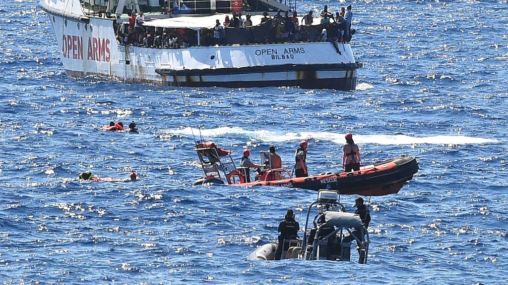 La Fiscalía italiana ordena el desembarco inmediato de los inmigrantes del Open Arms