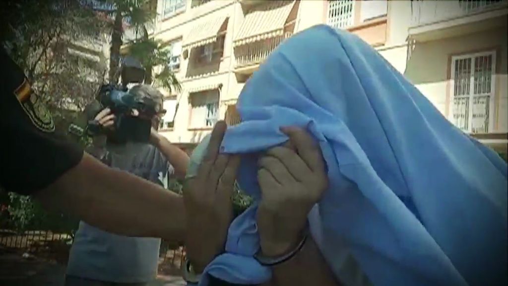 Detienen a un hombre que intentó matar a su madre con una catana en Murcia