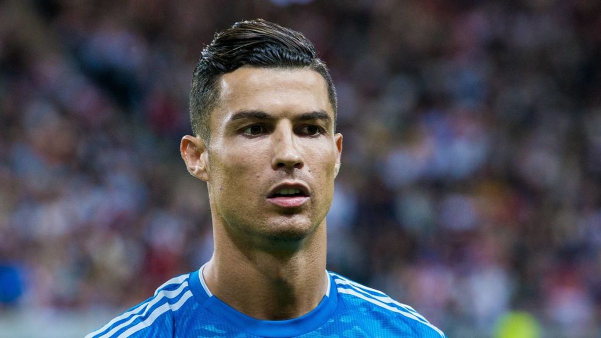 Cristiano se plantea por primera vez la retirada: “Podría acabar mi carrera la próxima temporada o a los 40 años” Cristiano se plantea por primera vez la retirada: “Podría acabar mi carrera la próxima temporada o a los 40 años”