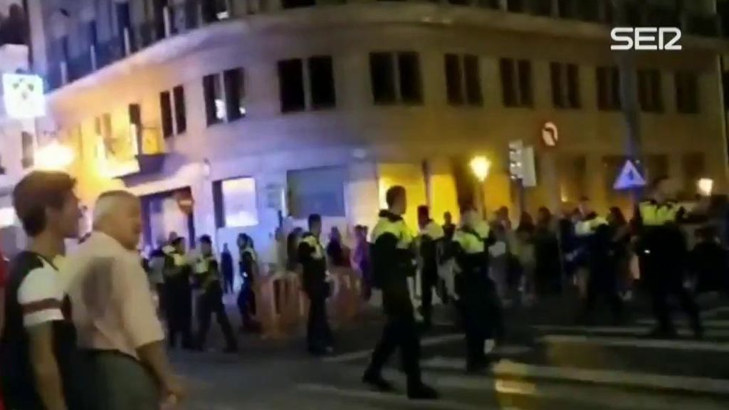 Brutal trifulca entre la policía y los manteros en Bilbao