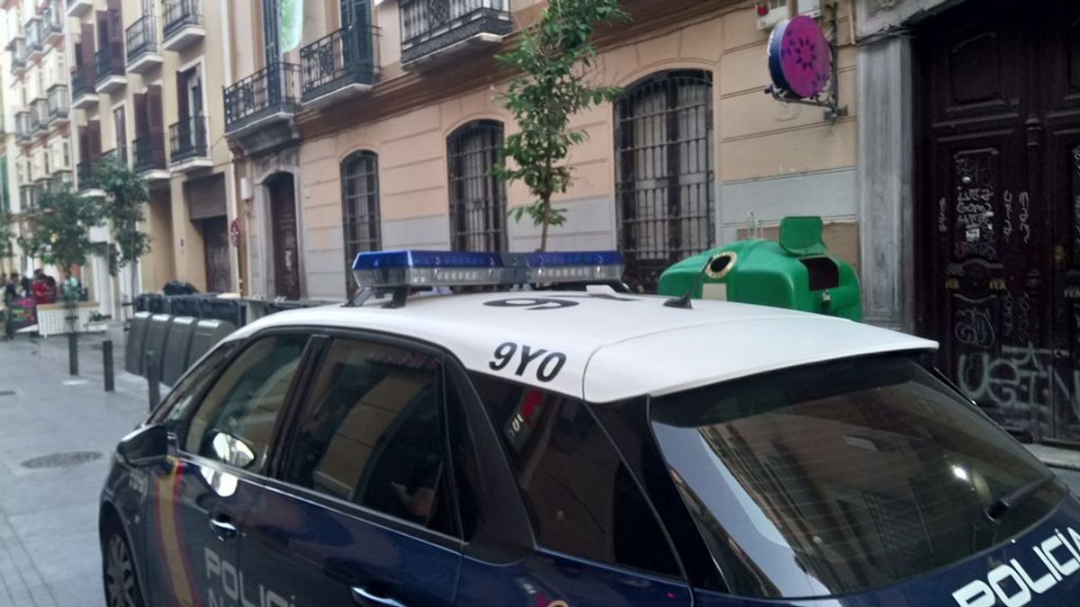 Detenido en Málaga acusado de drogar y retener a su pareja en un piso durante la Feria