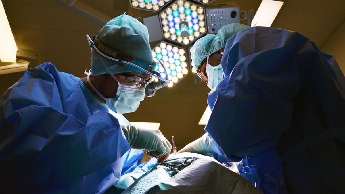 Muere una mujer tras someterse a tres operaciones estéticas en 6 horas en Cali