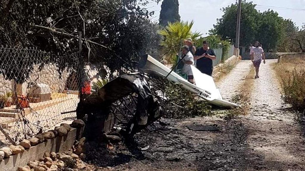 Cinco fallecidos, entre ellos un menor, en un accidente entre un helicóptero y un ultraligero en Mallorca