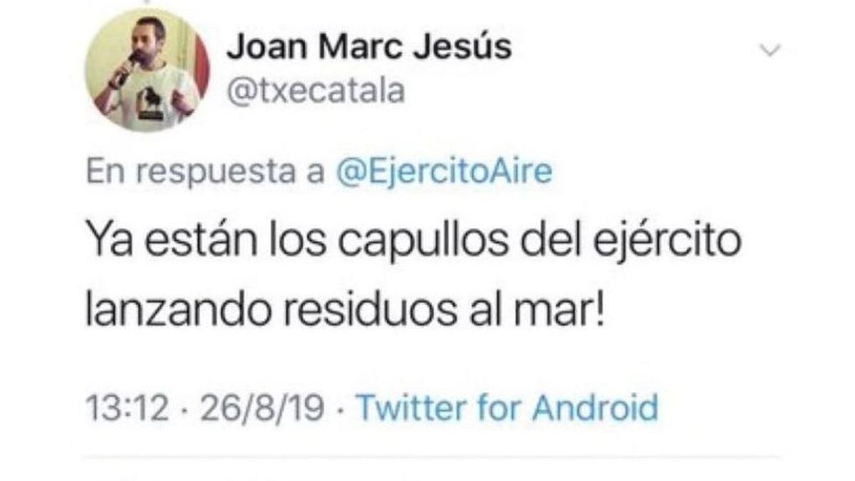 "Ya están los capullos del ejército lanzando residuos al mar!" escribe el dirigente de la ANC ante el accidente mortal del piloto del Ejército del Aire en La Manga del Mar Menor "Ya están los capullos del ejército lanzando residuos al mar!" escribe el dirigente de la ANC ante el accidente mortal del piloto del Ejército del Aire en La Manga del Mar Menor