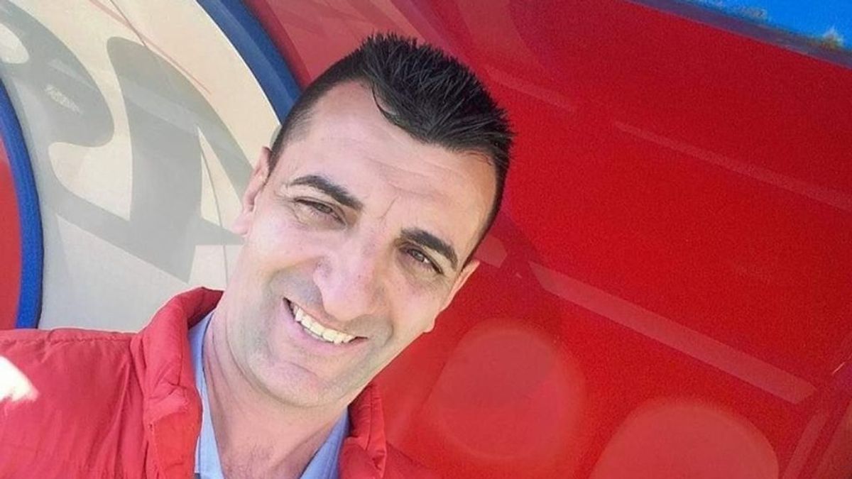 El Almería pide ayuda por redes sociales para encontrar a un trabajador del club que se encuentra desaparecido El Almería pide ayuda por redes sociales para encontrar a un trabajador del club que se encuentra desaparecido