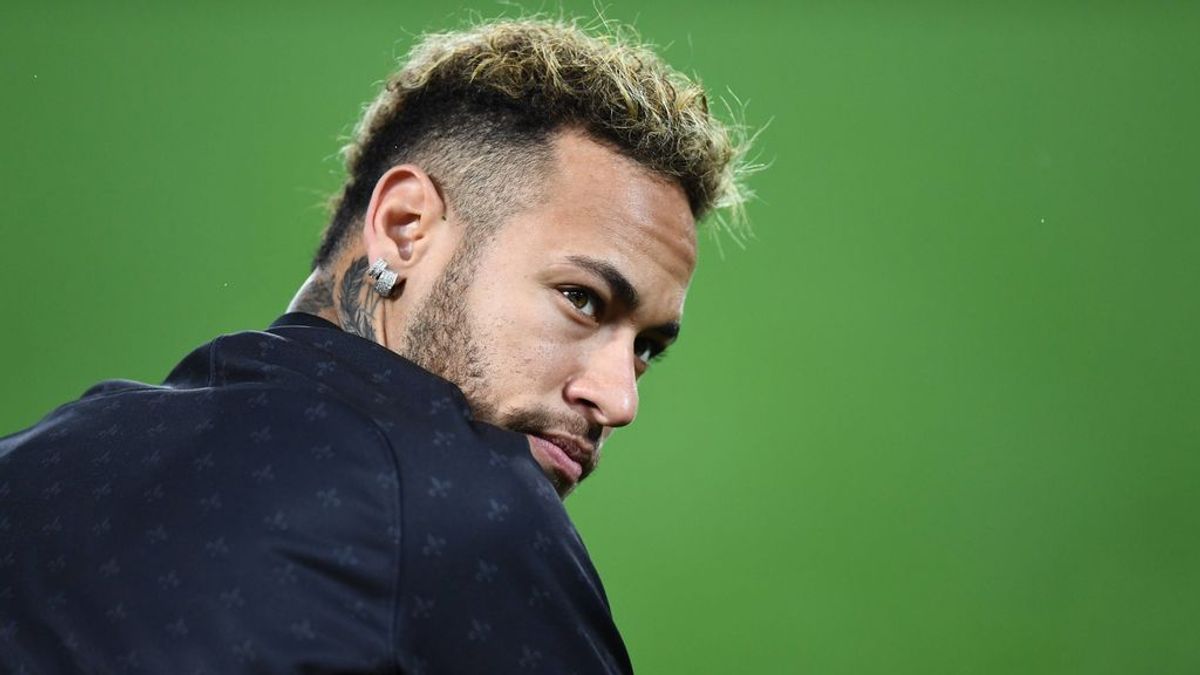 Uno de los patrocinadores de Neymar sube una foto del brasileño con la nueva camiseta del Barça y luego la borra