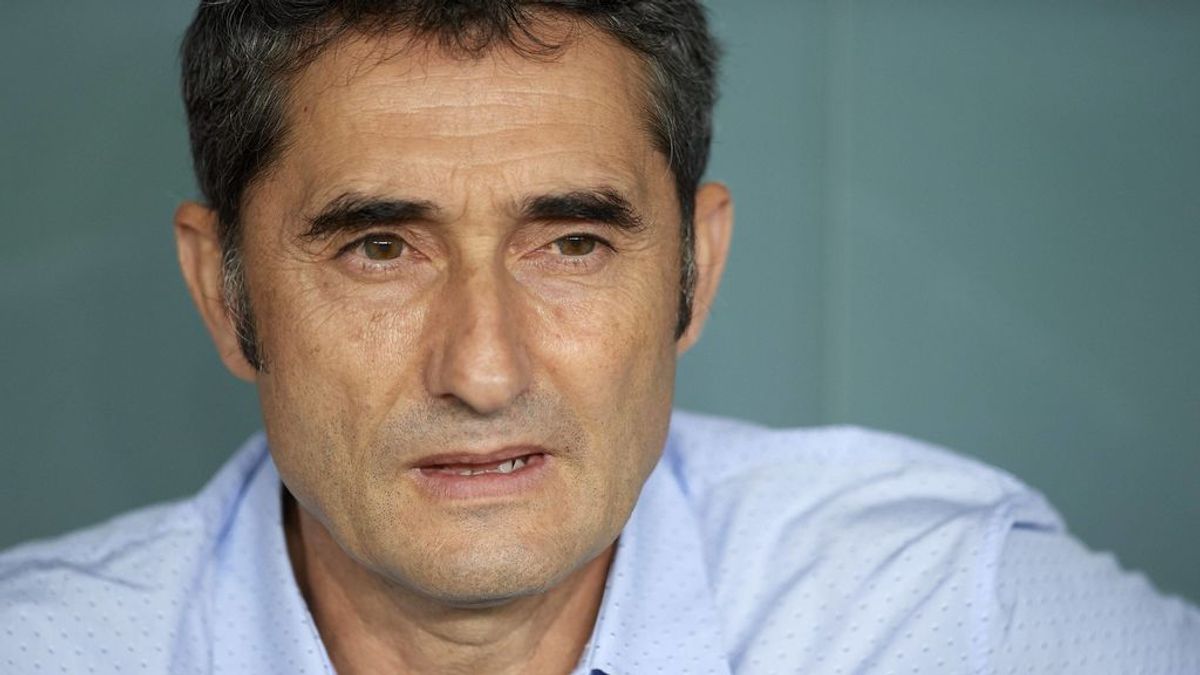 Valverde, encantado con el fin del período de traspasos: "Quiero que llegue el cierre del mercado" Valverde, encantado con el fin del período de traspasos: "Quiero que llegue el cierre del mercado"