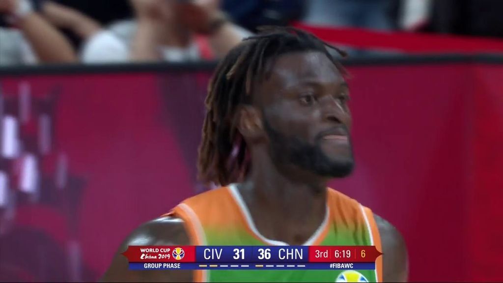 Aprieta el marcador Costa de Marfil: Edi anota dos triples consecutivos ante la anfitriona