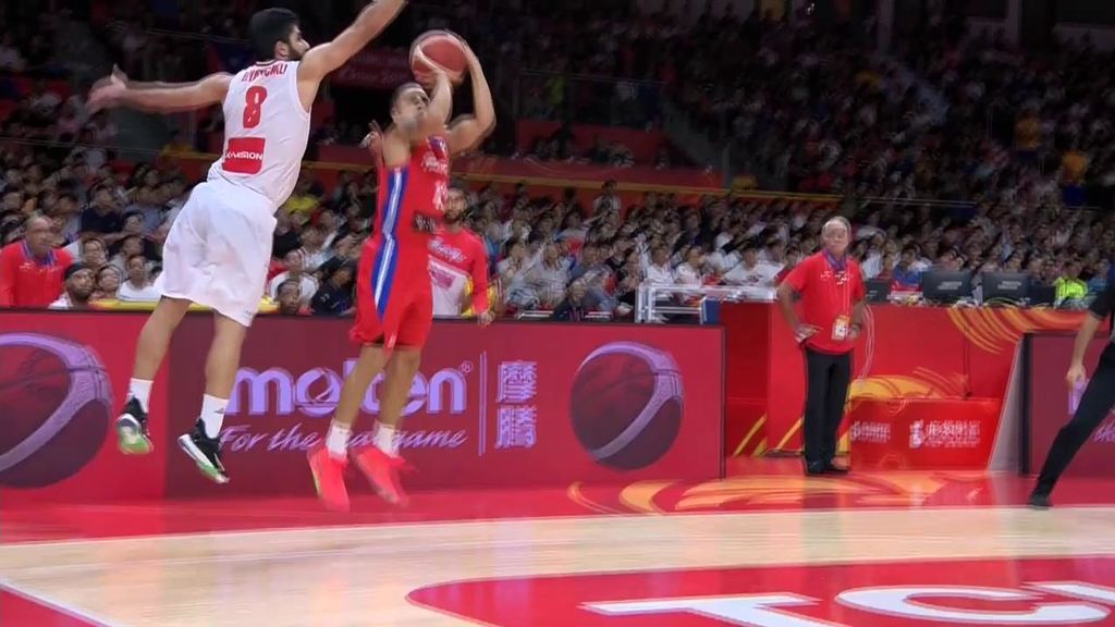 Tremendo tapón de Yakhchalidehkordi: Se le hizo de noche a Ángel Rodríguez