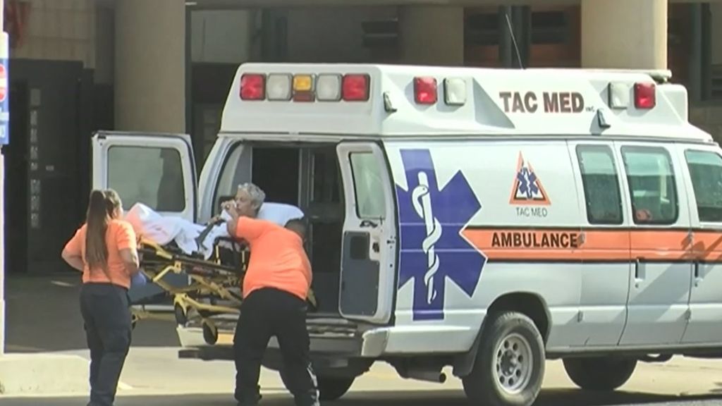 Tiroteo en Texas con 4 muertos y 21 heridos: la policía abate al autor de los disparos
