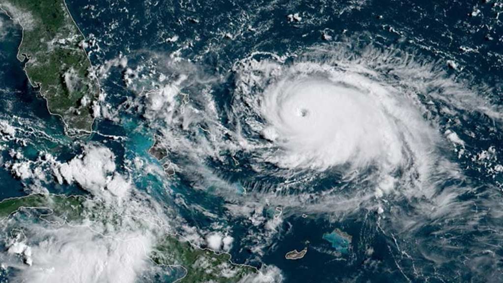 El huracán 'Dorian' se acerca con fuerza a Bahamas y el suroeste de Estados Unidos El huracán 'Dorian' se acerca con fuerza a Bahamas y el suroeste de Estados Unidos