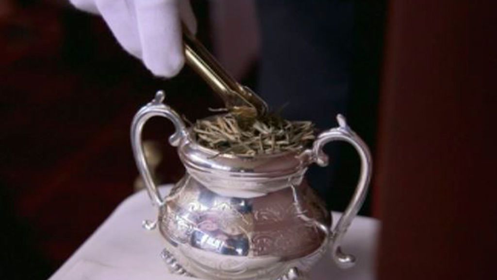¿Una taza de té por 550 euros? Sí, se llama 'Golden Tips' ¿Una taza de té por 550 euros? Sí, se llama 'Golden Tips'