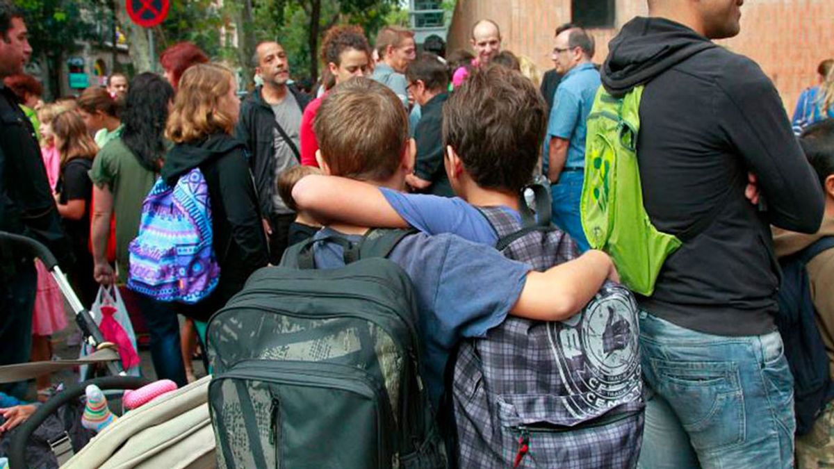 Un curso escolar fuera de la ley: más horas lectivas que las recomendadas por Educación Un curso escolar fuera de la ley: más horas lectivas que las recomendadas por Educación