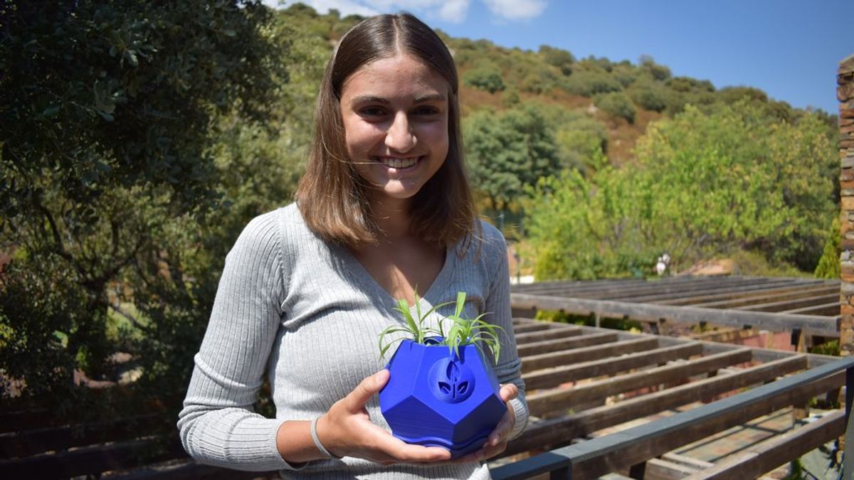 Una estudiante española, premiada por la ESA por un diseño de maceta lunar