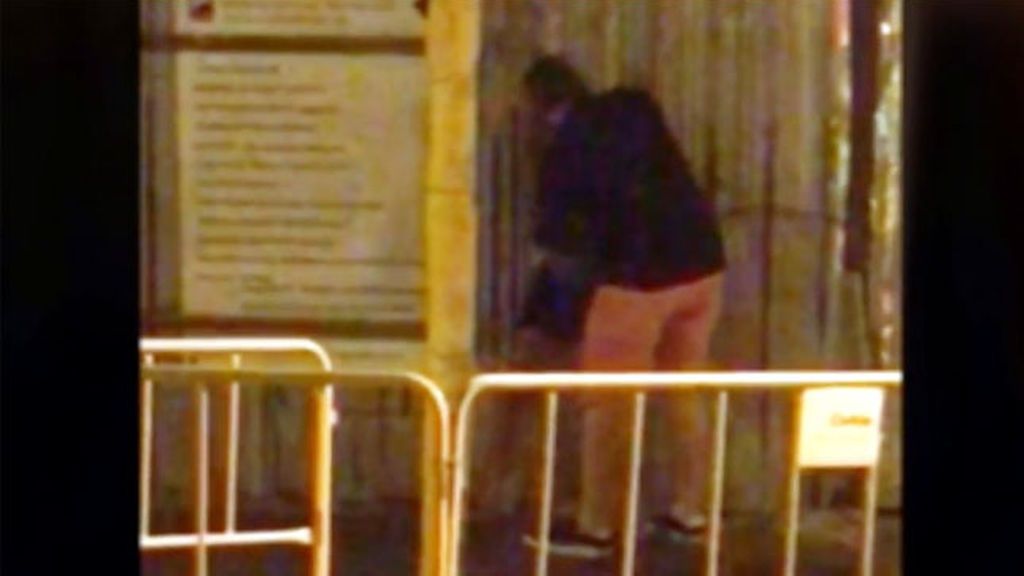 Dos jóvenes logran retener a un alemán que estaba agrediendo a su pareja en pleno centro de Málaga